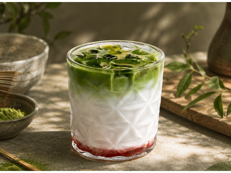 Ice Strawberry Matcha Latte