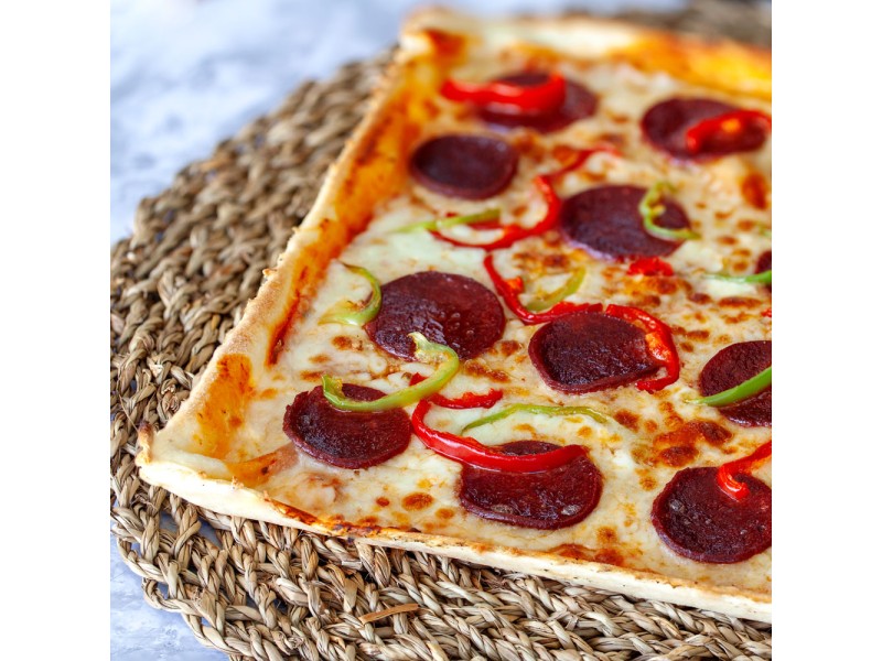Sucuklu Pizza