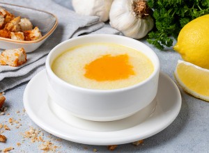Tavuk Suyu Çorbası