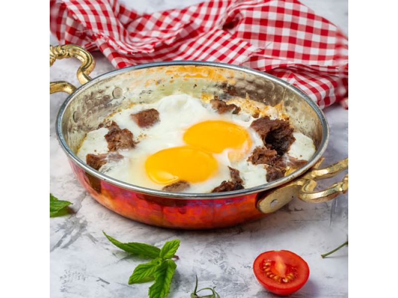 Sahanda Kavurmalı Yumurta