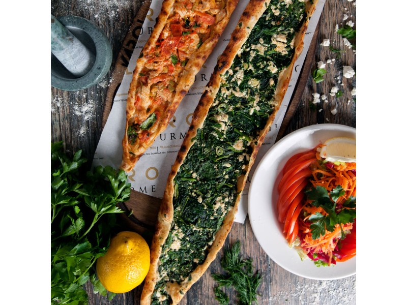 Ispanaklı Peynirli Pide