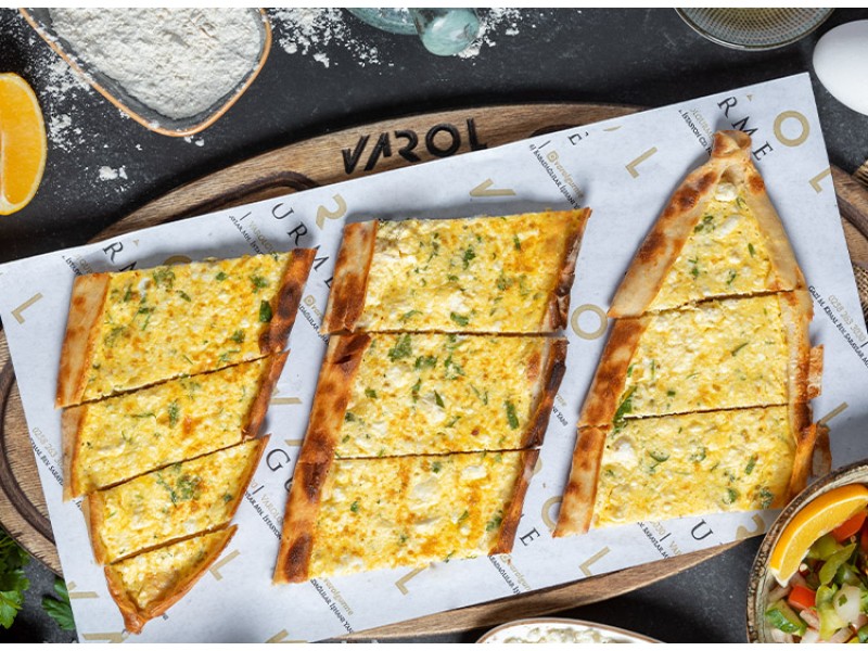 Lor Peynirli Yumurtalı